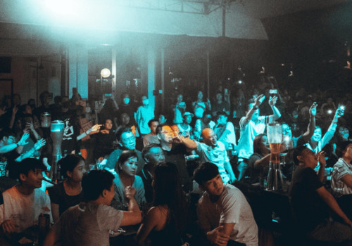The Ultimate Guide to Live Music Venues: An Expert's Perspective